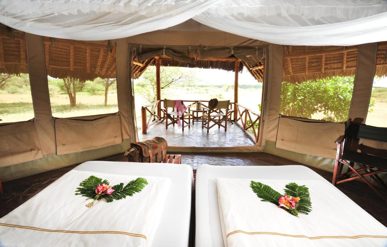 Tsavo West National Park Severin Safari Camp الغرفة الصورة