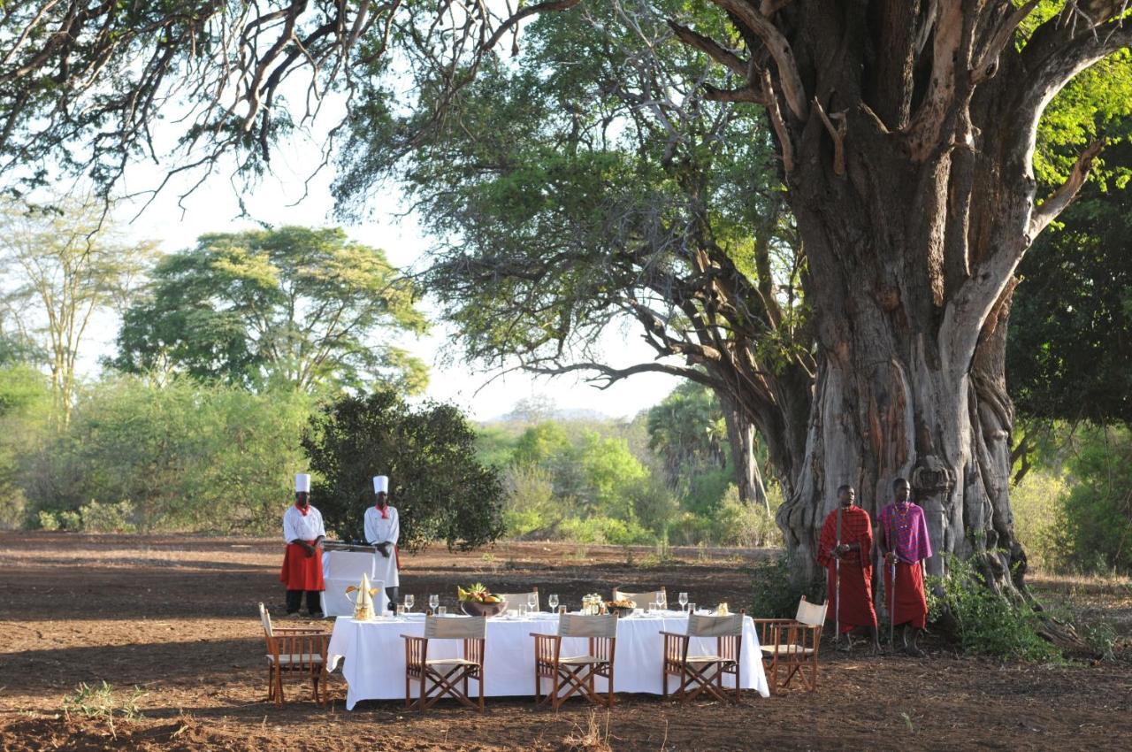 Tsavo West National Park Severin Safari Camp المظهر الخارجي الصورة